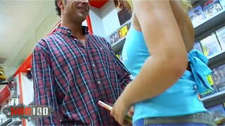 ���ጣት Blonde ስፓኒሽ babe በጣም Manrique ከሌሎች ቅድሚያ ተፈጥሯዊ tits ደረጃ ከባድ ውስጥ ይታያል ቅድሚያ የሚሰጡዋቸውን ቅድሚያ የታዘዘ