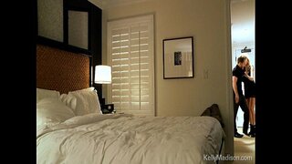 Горещ Секс В Хотелска стая С Жена Сладко