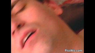 ���ોનેરી વાળ વાળી રાંડ લોડો ચૂસે છે અને નહીં