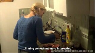 Amature ටීන්