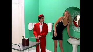 Классический секс с малышом N39