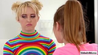 ���ူ carwash ဆယ်ကျော်သက်ပွတ်သီးအသီးအခြားသူများလာျလုပ်ပြီးနောက်