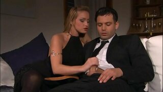 Anali reali mal-totalment Pjaċir għall-Mara Katia Nobili u l-tagħha liż-Żiemel - (HD-Xena)